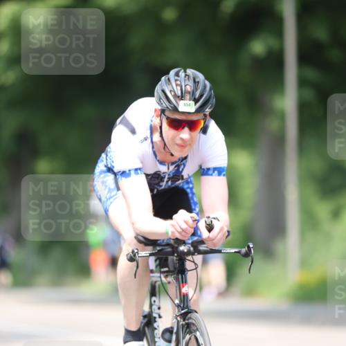 15.06.2025 - 7 Türme Triathlon Yannick Fuchs http://msf.ph/oto/8013155 15.06.2025 13:27:40 Radfahren 331, 568, 723, 978 meine-sportfotos.de