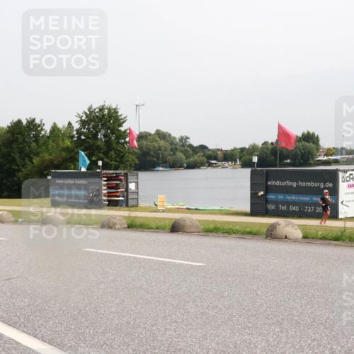 15.06.2025 - 27. Vierlanden-Triathlon H.Heesch http://msf.ph/oto/8013200 15.06.2025 11:08:53 Radfahren 643 meine-sportfotos.de