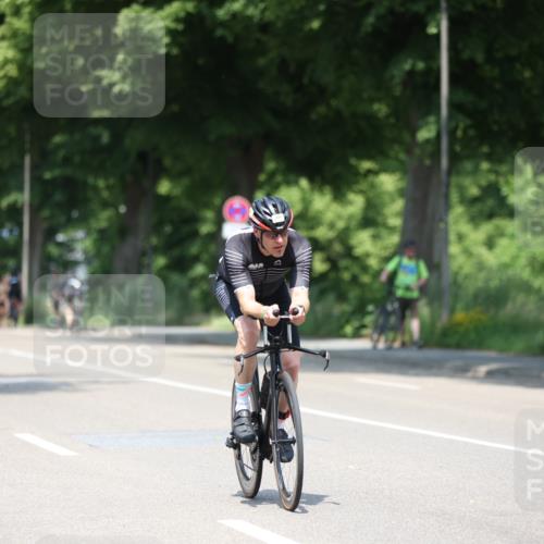 15.06.2025 - 7 Türme Triathlon Yannick Fuchs http://msf.ph/oto/8013225 15.06.2025 12:47:19 Radfahren 256, 291 meine-sportfotos.de