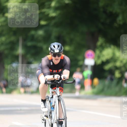 15.06.2025 - 7 Türme Triathlon Yannick Fuchs http://msf.ph/oto/8013313 15.06.2025 13:27:45 Radfahren 331, 568 meine-sportfotos.de