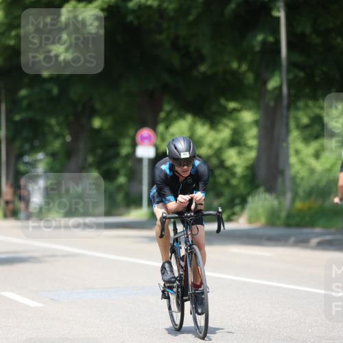 15.06.2025 - 7 Türme Triathlon Yannick Fuchs http://msf.ph/oto/8013355 15.06.2025 12:47:26 Radfahren 202, 633 meine-sportfotos.de