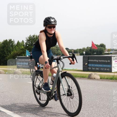 15.06.2025 - 27. Vierlanden-Triathlon H.Heesch http://msf.ph/oto/8013368 15.06.2025 11:08:58 Radfahren 516, 643, 769 meine-sportfotos.de
