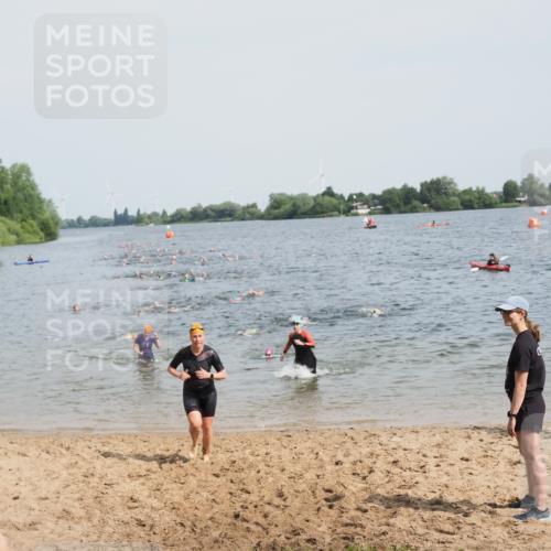 21.06.2025 - 27. Vierlanden-Triathlon MichiJ http://msf.ph/oto/8013387 15.06.2026 10:15:25 Schwimmen 508, 542, 554, 579, 613, 620, 631 meine-sportfotos.de
