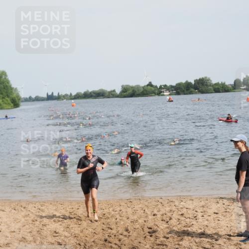 21.06.2025 - 27. Vierlanden-Triathlon MichiJ http://msf.ph/oto/8013394 15.06.2026 10:15:26 Schwimmen 508, 511, 542, 554, 579, 613, 620, 631 meine-sportfotos.de