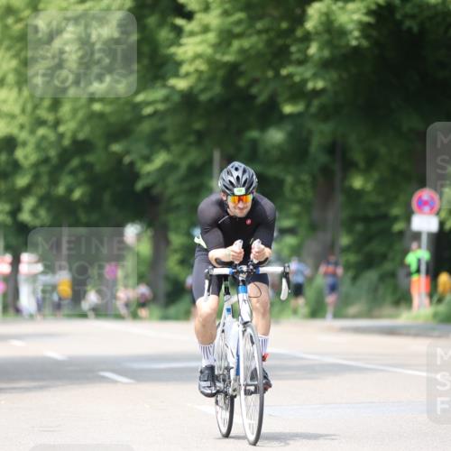 15.06.2025 - 7 Türme Triathlon Yannick Fuchs http://msf.ph/oto/8013410 15.06.2025 13:27:47 Radfahren 241, 331 meine-sportfotos.de