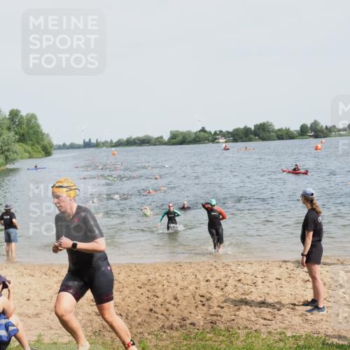 21.06.2025 - 27. Vierlanden-Triathlon MichiJ http://msf.ph/oto/8013450 15.06.2026 10:15:29 Schwimmen 508, 511, 542, 554, 579, 613, 620, 631 meine-sportfotos.de