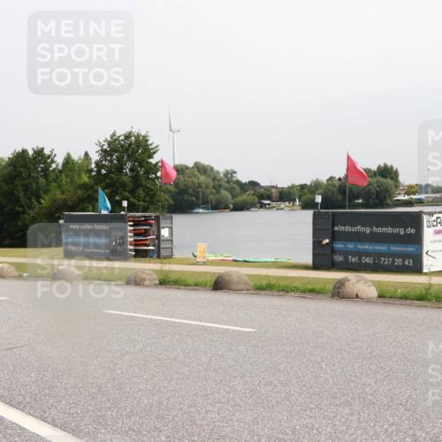 15.06.2025 - 27. Vierlanden-Triathlon H.Heesch http://msf.ph/oto/8013495 15.06.2025 11:09:04 Radfahren 217, 641, 769, 869 meine-sportfotos.de