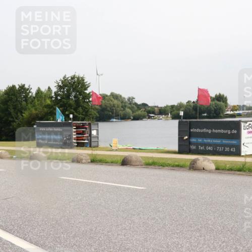 15.06.2025 - 27. Vierlanden-Triathlon H.Heesch http://msf.ph/oto/8013564 15.06.2025 11:09:06 Radfahren 208, 217, 641, 869 meine-sportfotos.de