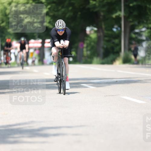 15.06.2025 - 7 Türme Triathlon Yannick Fuchs http://msf.ph/oto/8013565 15.06.2025 12:47:43 Radfahren 247, 443, 477, 489, 583, 648 meine-sportfotos.de