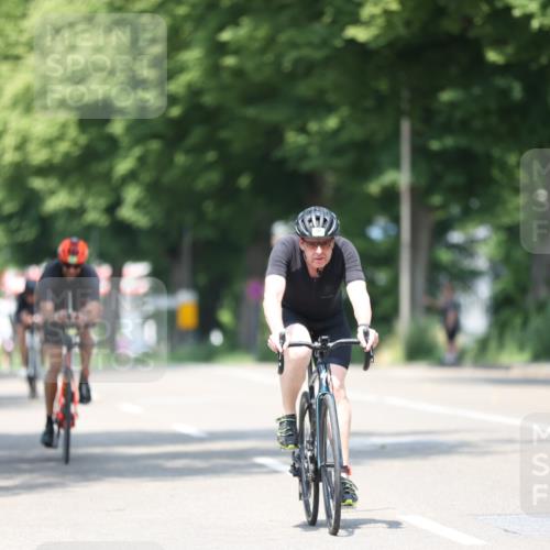 15.06.2025 - 7 Türme Triathlon Yannick Fuchs http://msf.ph/oto/8013599 15.06.2025 12:47:47 Radfahren 247, 411, 443, 477, 489, 648 meine-sportfotos.de