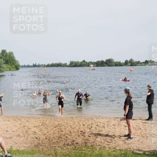 21.06.2025 - 27. Vierlanden-Triathlon MichiJ http://msf.ph/oto/8013607 15.06.2026 10:15:38 Schwimmen 483, 508, 509, 511, 564, 620 meine-sportfotos.de