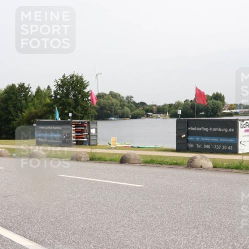 15.06.2025 - 27. Vierlanden-Triathlon H.Heesch http://msf.ph/oto/8013626 15.06.2025 11:09:12 Radfahren 32, 208, 505 meine-sportfotos.de