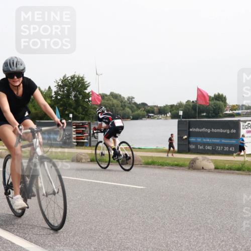 15.06.2025 - 27. Vierlanden-Triathlon H.Heesch http://msf.ph/oto/8013811 15.06.2025 11:12:11 Radfahren 231, 629 meine-sportfotos.de