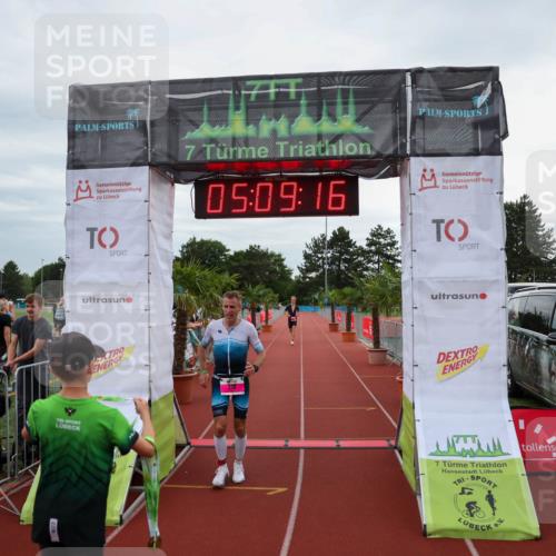 15.06.2025 - 7 Türme Triathlon Michael Strokosch http://msf.ph/oto/8013815 15.06.2025 15:09:16 Ziel 210, 291 meine-sportfotos.de