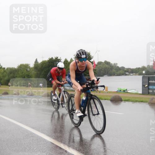 21.06.2025 - 27. Vierlanden-Triathlon H.Heesch http://msf.ph/oto/8013908 15.06.2025 13:56:13 Radfahren 1246, 1252, 1281 meine-sportfotos.de