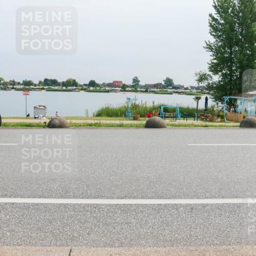 15.06.2025 - 27. Vierlanden-Triathlon H.Heesch http://msf.ph/oto/8013913 15.06.2025 11:09:13 Radfahren 32, 505, 708 meine-sportfotos.de