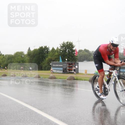21.06.2025 - 27. Vierlanden-Triathlon H.Heesch http://msf.ph/oto/8013914 15.06.2025 13:56:14 Radfahren 1246, 1252, 1281 meine-sportfotos.de