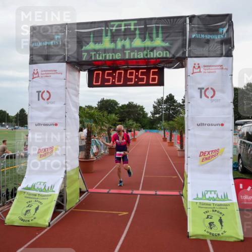 15.06.2025 - 7 Türme Triathlon Michael Strokosch http://msf.ph/oto/8013915 15.06.2025 15:09:56 Ziel 273 meine-sportfotos.de