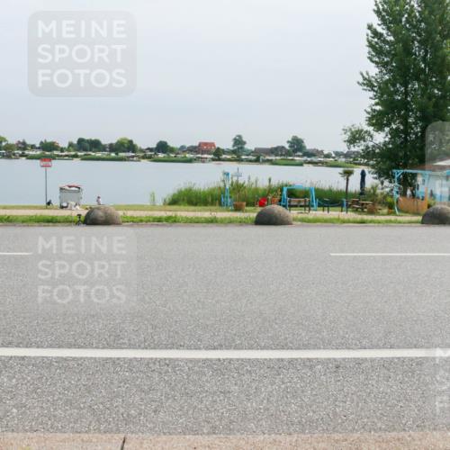 15.06.2025 - 27. Vierlanden-Triathlon H.Heesch http://msf.ph/oto/8013930 15.06.2025 11:09:13 Radfahren 32, 505, 708 meine-sportfotos.de
