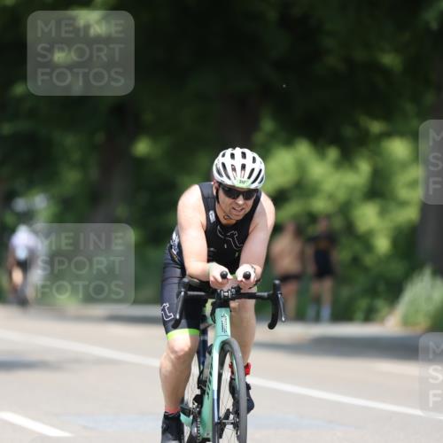 15.06.2025 - 7 Türme Triathlon Yannick Fuchs http://msf.ph/oto/8013945 15.06.2025 12:48:00 Radfahren 317, 366, 397, 504, 523, 566, 605 meine-sportfotos.de