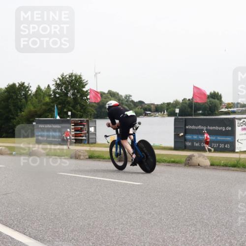 15.06.2025 - 27. Vierlanden-Triathlon H.Heesch http://msf.ph/oto/8013947 15.06.2025 11:13:25 Radfahren 9, 134, 223, 837 meine-sportfotos.de