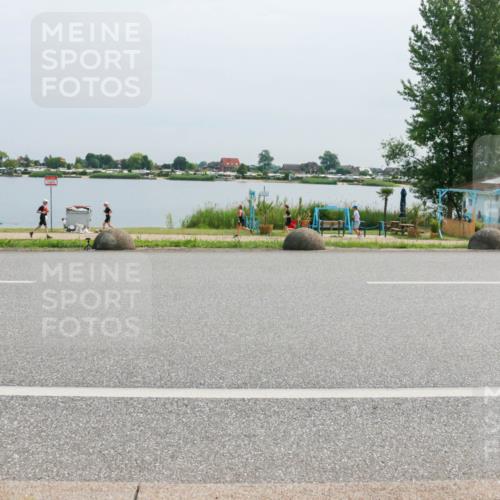 15.06.2025 - 27. Vierlanden-Triathlon H.Heesch http://msf.ph/oto/8013949 15.06.2025 11:09:48 Radfahren 868 meine-sportfotos.de