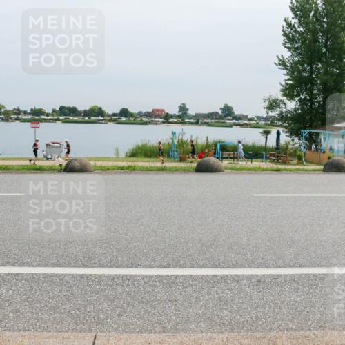 15.06.2025 - 27. Vierlanden-Triathlon H.Heesch http://msf.ph/oto/8013962 15.06.2025 11:09:48 Radfahren 868 meine-sportfotos.de