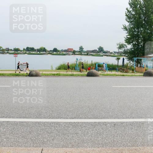 15.06.2025 - 27. Vierlanden-Triathlon H.Heesch http://msf.ph/oto/8013976 15.06.2025 11:09:48 Radfahren 868 meine-sportfotos.de