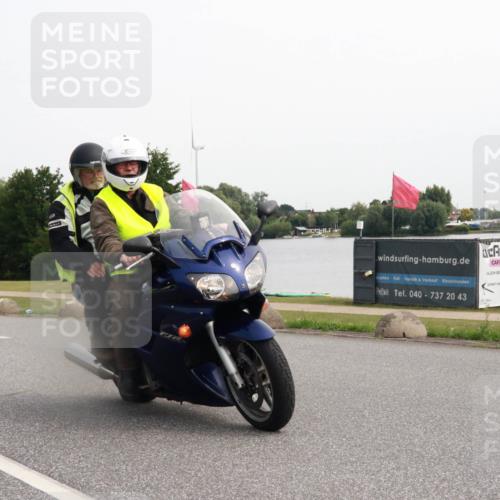 15.06.2025 - 27. Vierlanden-Triathlon H.Heesch http://msf.ph/oto/8013993 15.06.2025 11:13:42 Radfahren 43, 841 meine-sportfotos.de