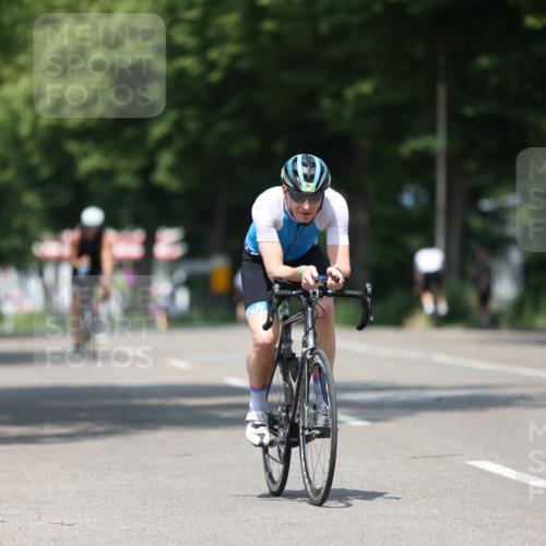 15.06.2025 - 7 Türme Triathlon Yannick Fuchs http://msf.ph/oto/8014116 15.06.2025 12:48:06 Radfahren 260, 317, 366, 374, 523, 605 meine-sportfotos.de
