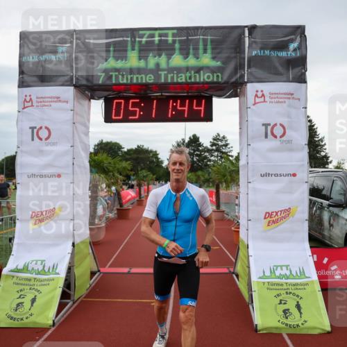 15.06.2025 - 7 Türme Triathlon Michael Strokosch http://msf.ph/oto/8014263 15.06.2025 15:11:44 Ziel 242 meine-sportfotos.de