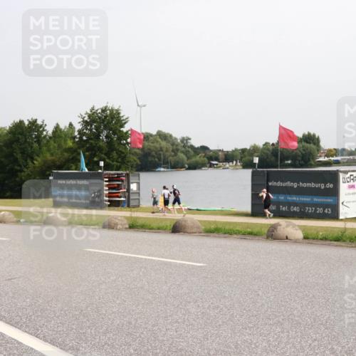 15.06.2025 - 27. Vierlanden-Triathlon H.Heesch http://msf.ph/oto/8014286 15.06.2025 11:16:05 Radfahren 102, 860 meine-sportfotos.de