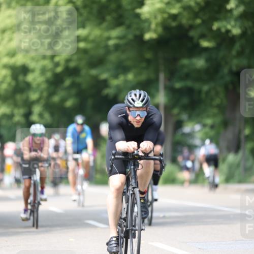 15.06.2025 - 7 Türme Triathlon Yannick Fuchs http://msf.ph/oto/8014310 15.06.2025 13:28:09 Radfahren 290, 462, 838, 851, 901, 913, 952 meine-sportfotos.de