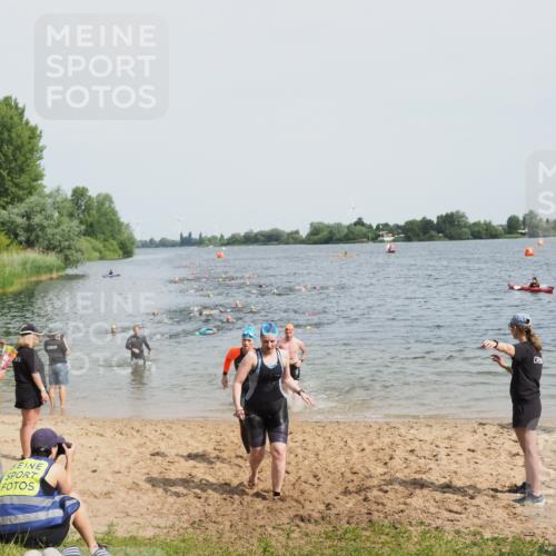 21.06.2025 - 27. Vierlanden-Triathlon MichiJ http://msf.ph/oto/8014329 15.06.2026 10:15:57 Schwimmen 505, 547, 577, 606, 612, 630 meine-sportfotos.de