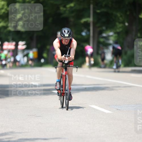 15.06.2025 - 7 Türme Triathlon Yannick Fuchs http://msf.ph/oto/8014362 15.06.2025 12:48:37 Radfahren 204, 328, 458, 629, 651 meine-sportfotos.de