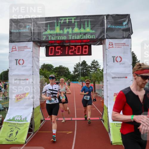 15.06.2025 - 7 Türme Triathlon Michael Strokosch http://msf.ph/oto/8014401 15.06.2025 15:12:07 Ziel 263, 356, 444, 556 meine-sportfotos.de