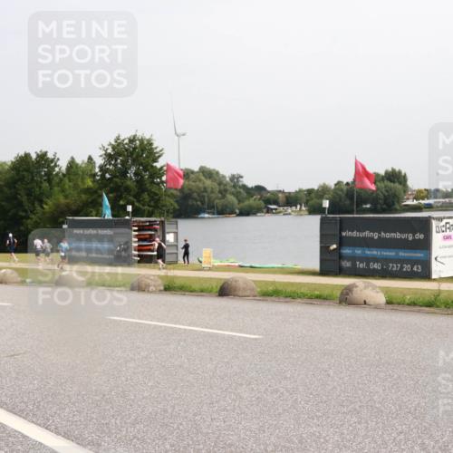 15.06.2025 - 27. Vierlanden-Triathlon H.Heesch http://msf.ph/oto/8014422 15.06.2025 11:16:09 Radfahren 102, 208, 801, 819, 860 meine-sportfotos.de