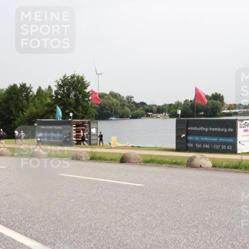 15.06.2025 - 27. Vierlanden-Triathlon H.Heesch http://msf.ph/oto/8014433 15.06.2025 11:16:09 Radfahren 102, 208, 801, 819, 860 meine-sportfotos.de
