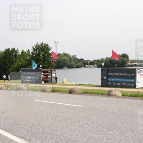 15.06.2025 - 27. Vierlanden-Triathlon H.Heesch http://msf.ph/oto/8014441 15.06.2025 11:16:10 Radfahren 102, 208, 801, 819, 860 meine-sportfotos.de