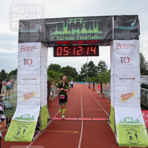 15.06.2025 - 7 Türme Triathlon Michael Strokosch http://msf.ph/oto/8014477 15.06.2025 15:12:14 Ziel 267, 356, 444, 549, 556 meine-sportfotos.de