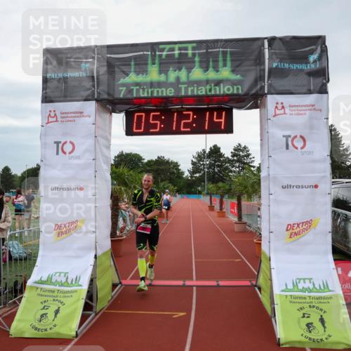 15.06.2025 - 7 Türme Triathlon Michael Strokosch http://msf.ph/oto/8014487 15.06.2025 15:12:14 Ziel 267, 356, 444, 549, 556 meine-sportfotos.de