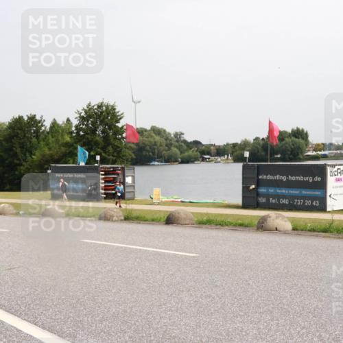 15.06.2025 - 27. Vierlanden-Triathlon H.Heesch http://msf.ph/oto/8014504 15.06.2025 11:16:12 Radfahren 102, 208, 801, 819 meine-sportfotos.de