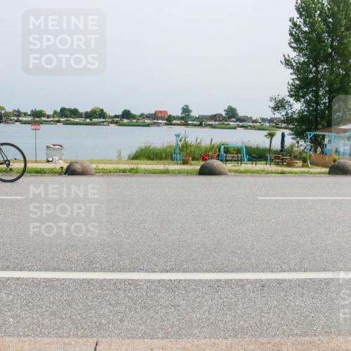 21.06.2025 - 27. Vierlanden-Triathlon H.Heesch http://msf.ph/oto/8014684 15.06.2025 11:50:02 Radfahren 714, 738, 786, 832 meine-sportfotos.de