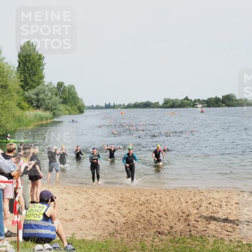 21.06.2025 - 27. Vierlanden-Triathlon MichiJ http://msf.ph/oto/8014719 15.06.2026 10:16:12 Schwimmen 445, 489, 523, 611 meine-sportfotos.de