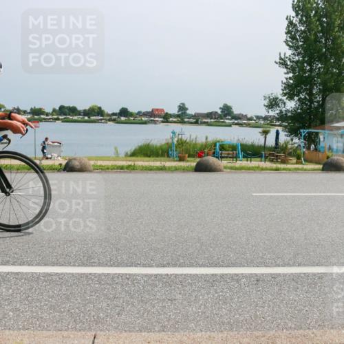 21.06.2025 - 27. Vierlanden-Triathlon H.Heesch http://msf.ph/oto/8014720 15.06.2025 11:50:08 Radfahren 714, 738, 819, 830, 832, 953 meine-sportfotos.de