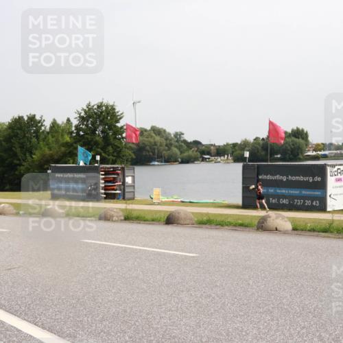 15.06.2025 - 27. Vierlanden-Triathlon H.Heesch http://msf.ph/oto/8014722 15.06.2025 11:16:18 Radfahren  meine-sportfotos.de