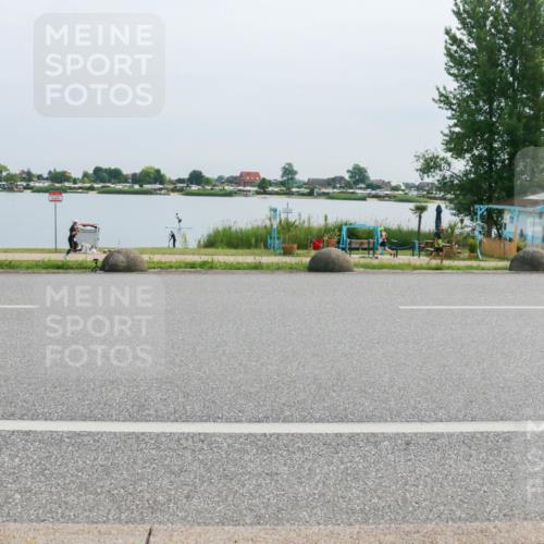 15.06.2025 - 27. Vierlanden-Triathlon H.Heesch http://msf.ph/oto/8014739 15.06.2025 11:11:50 Radfahren 212, 602 meine-sportfotos.de