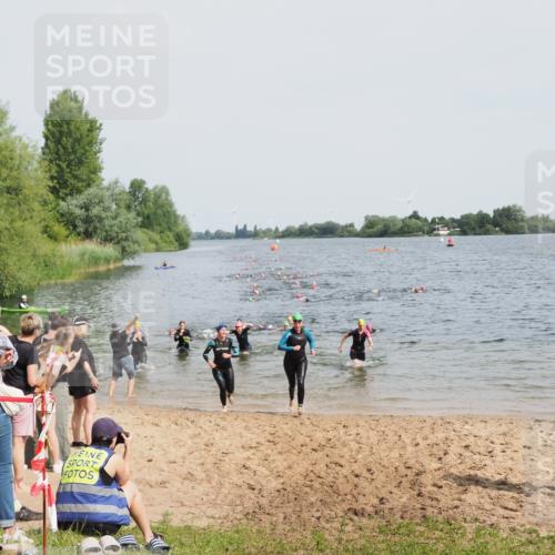 21.06.2025 - 27. Vierlanden-Triathlon MichiJ http://msf.ph/oto/8014744 15.06.2026 10:16:13 Schwimmen 445, 489, 523, 611 meine-sportfotos.de