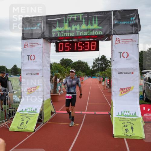 15.06.2025 - 7 Türme Triathlon Michael Strokosch http://msf.ph/oto/8014751 15.06.2025 15:15:38 Ziel 317 meine-sportfotos.de