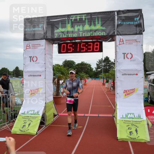 15.06.2025 - 7 Türme Triathlon Michael Strokosch http://msf.ph/oto/8014774 15.06.2025 15:15:38 Ziel 317 meine-sportfotos.de